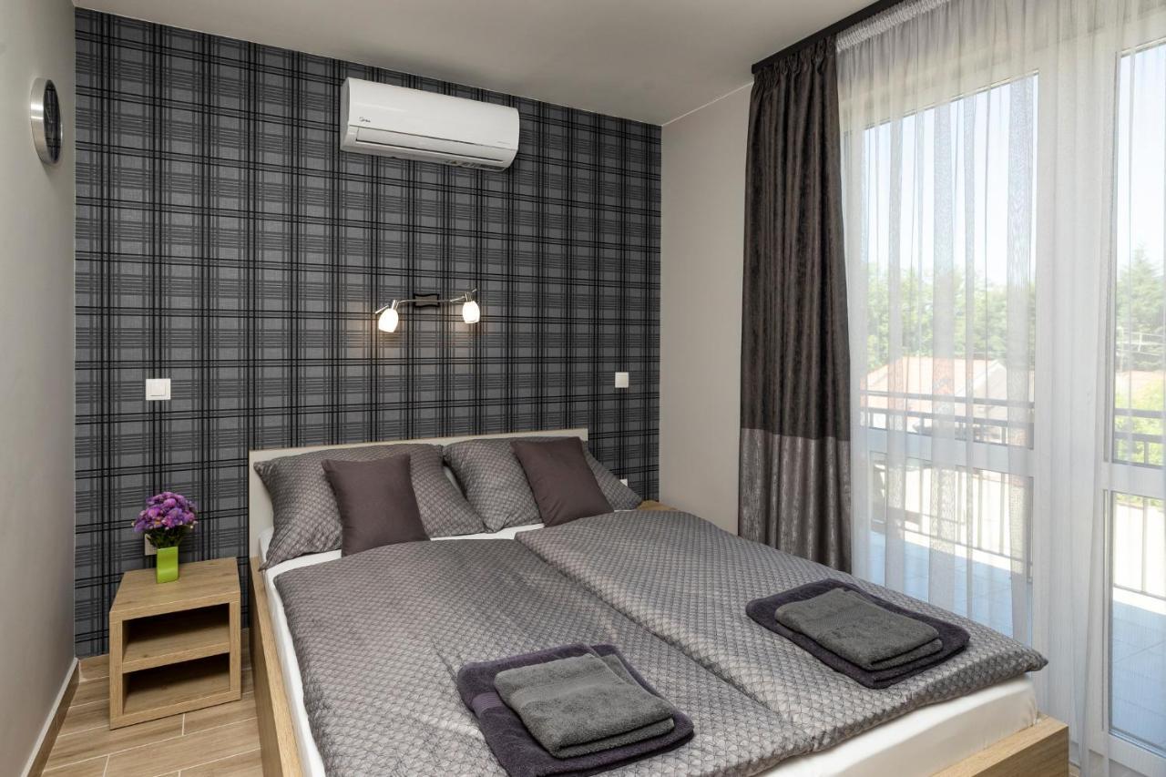 Star Apartman Eger Exterior photo